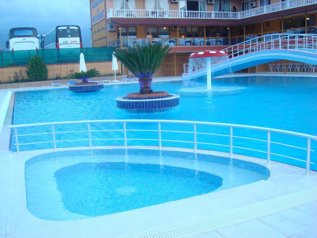 Club Casmin Hotel İskenderun Zewnętrze zdjęcie