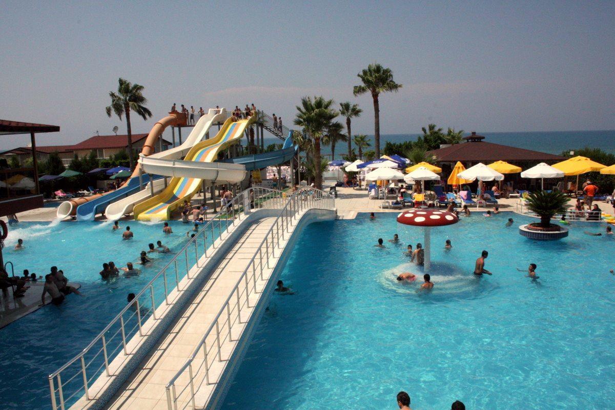 Club Casmin Hotel İskenderun Zewnętrze zdjęcie